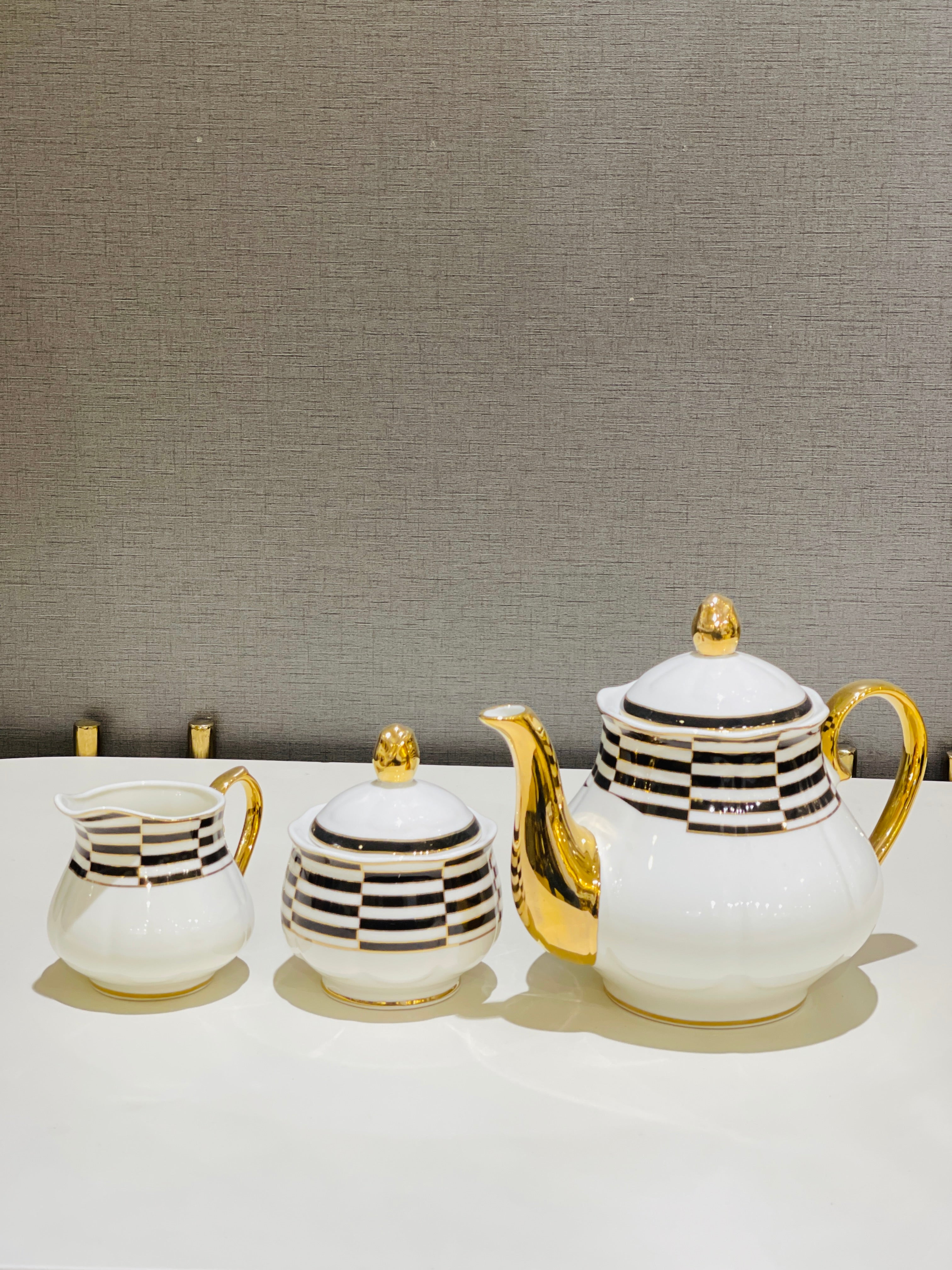 Tea Set 24 Pieces