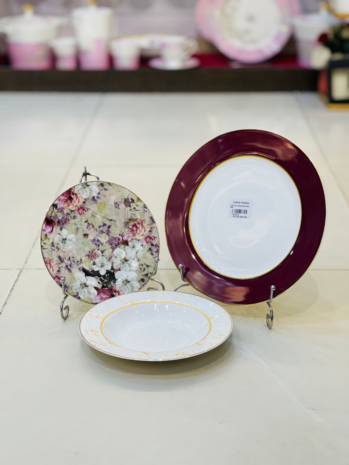 Plate Set Johnson Bros