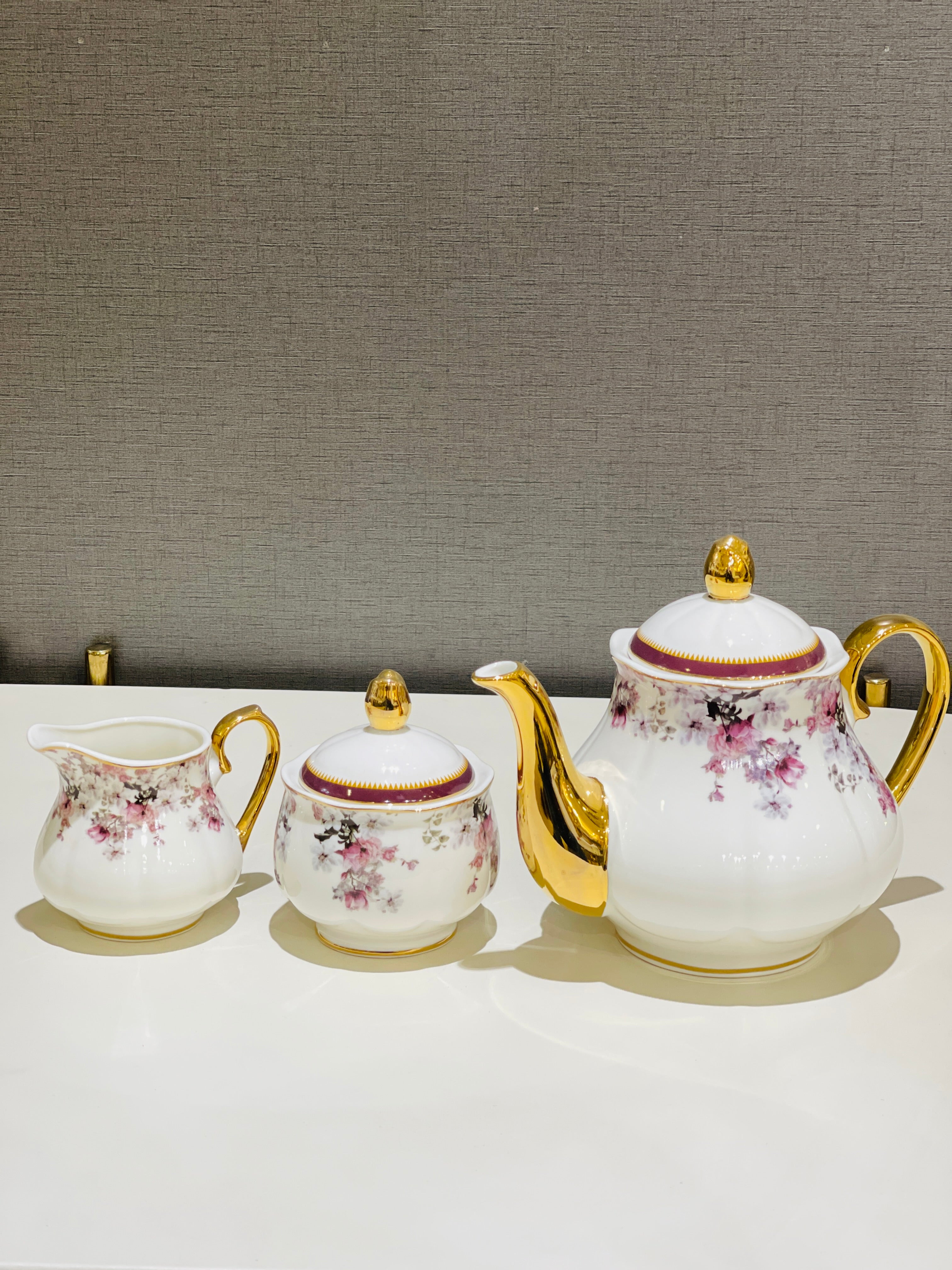 Tea Set 24 Pieces