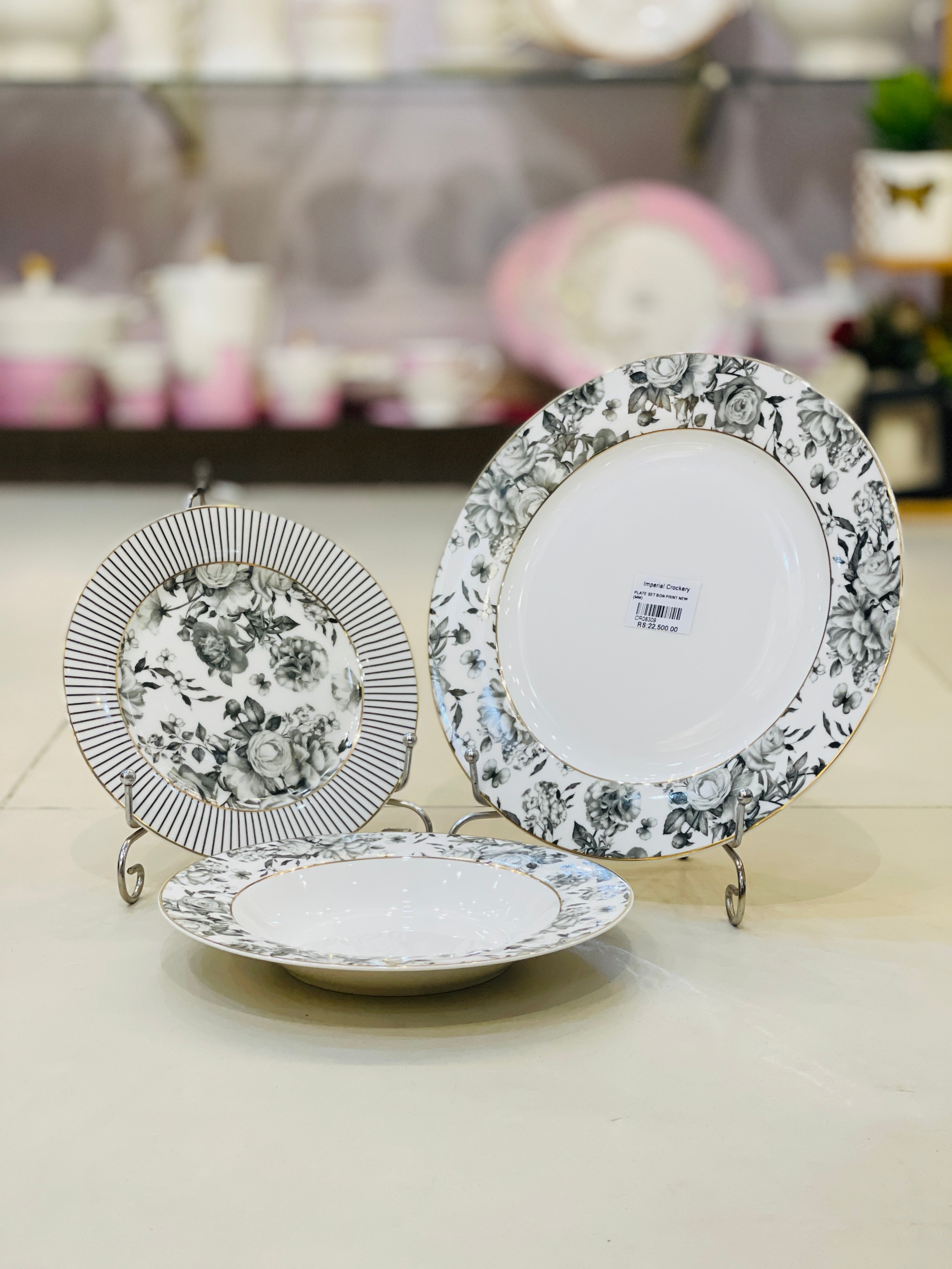 Plate Set Johnson Bros