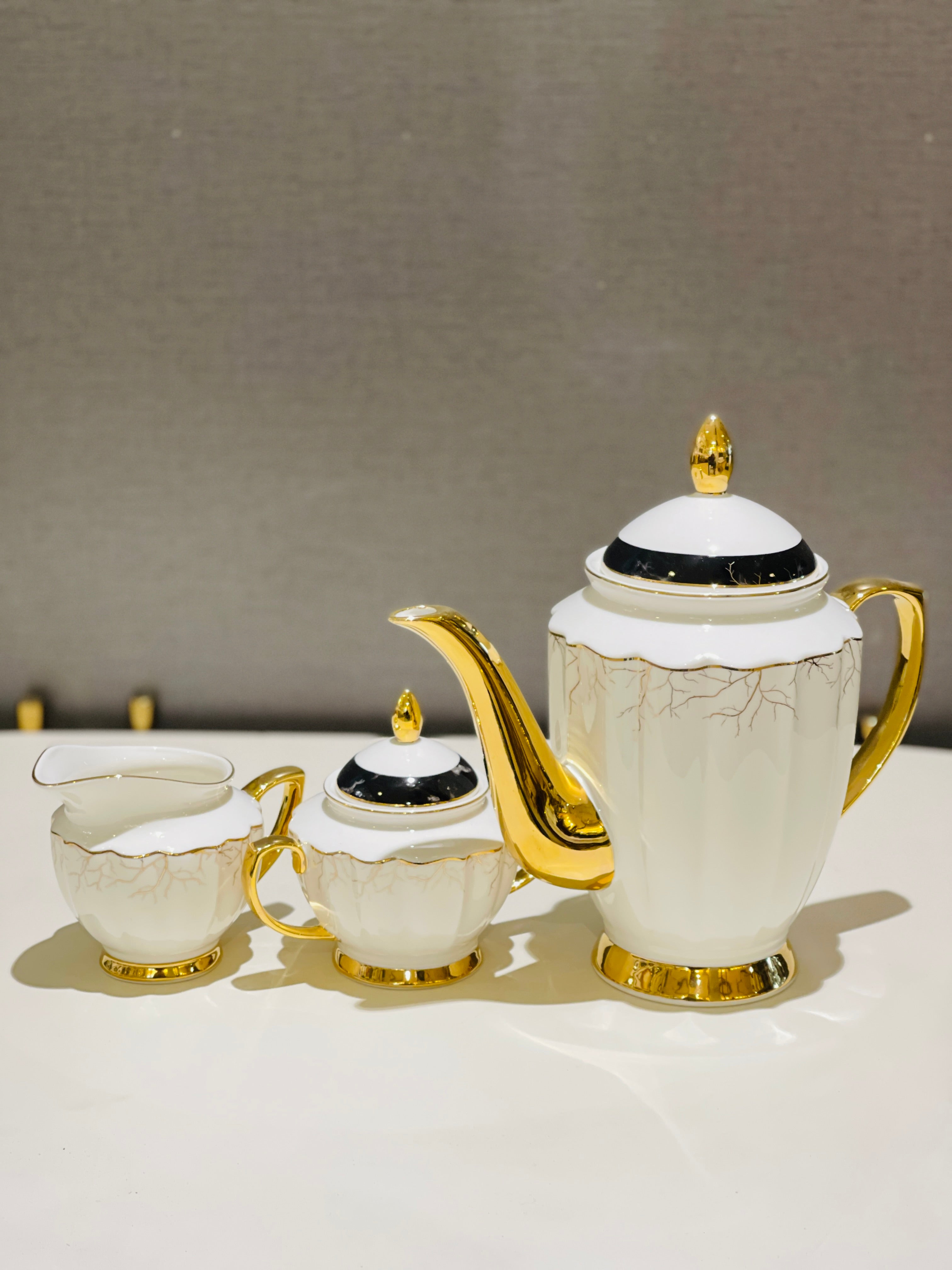 Tea Set 24 Pieces