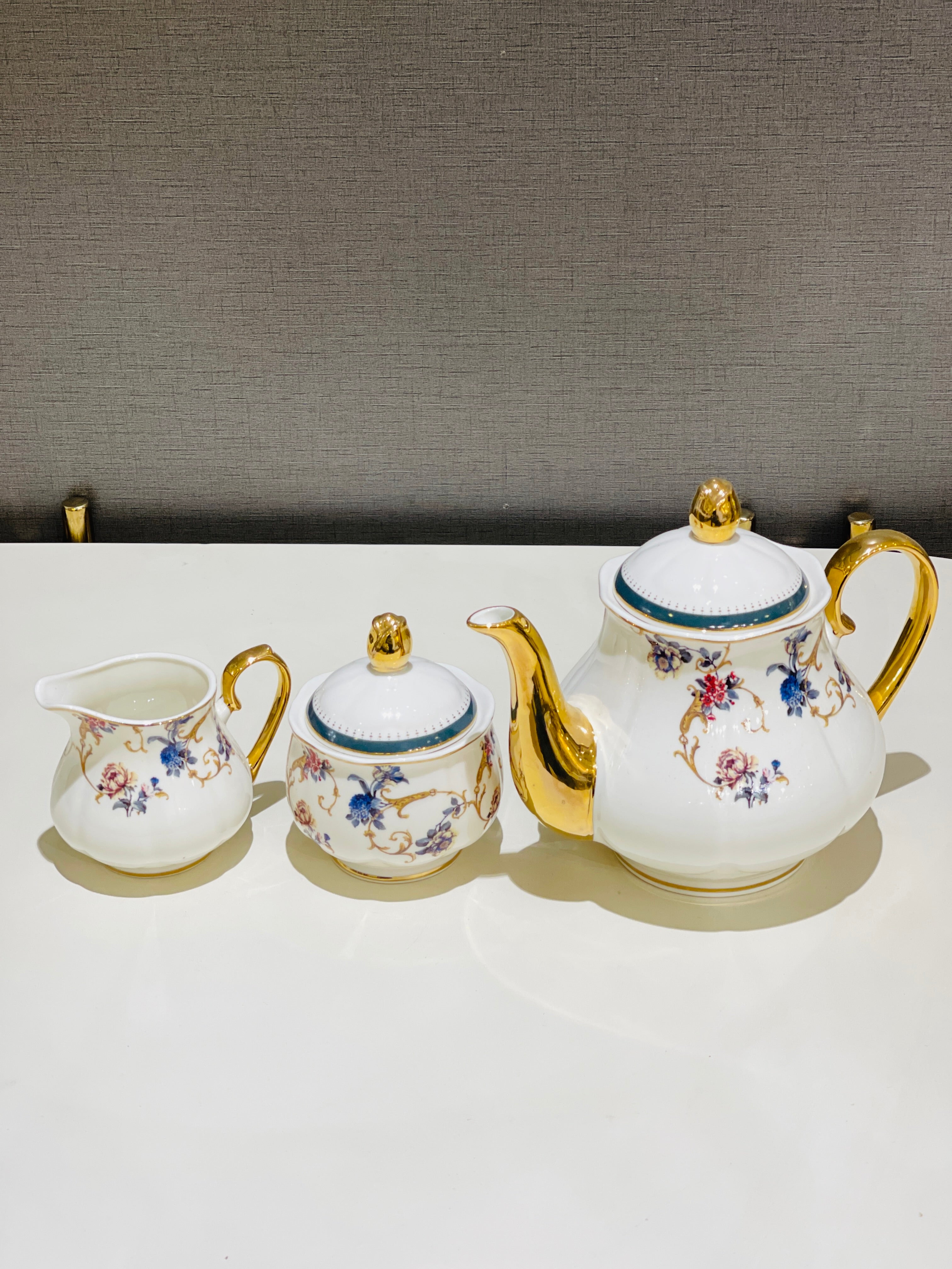 Tea Set 24 Pieces